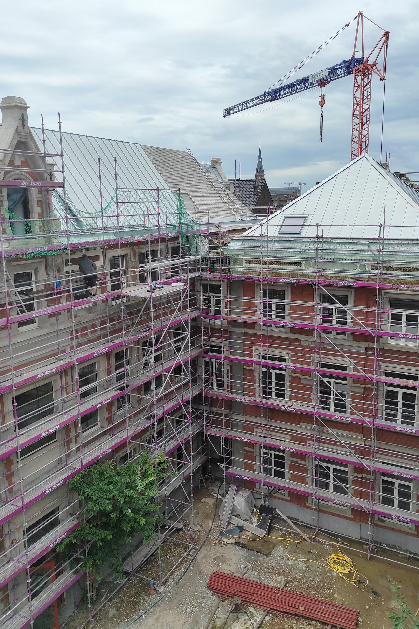 Project afbeelding voor End of roof restoration work in sight